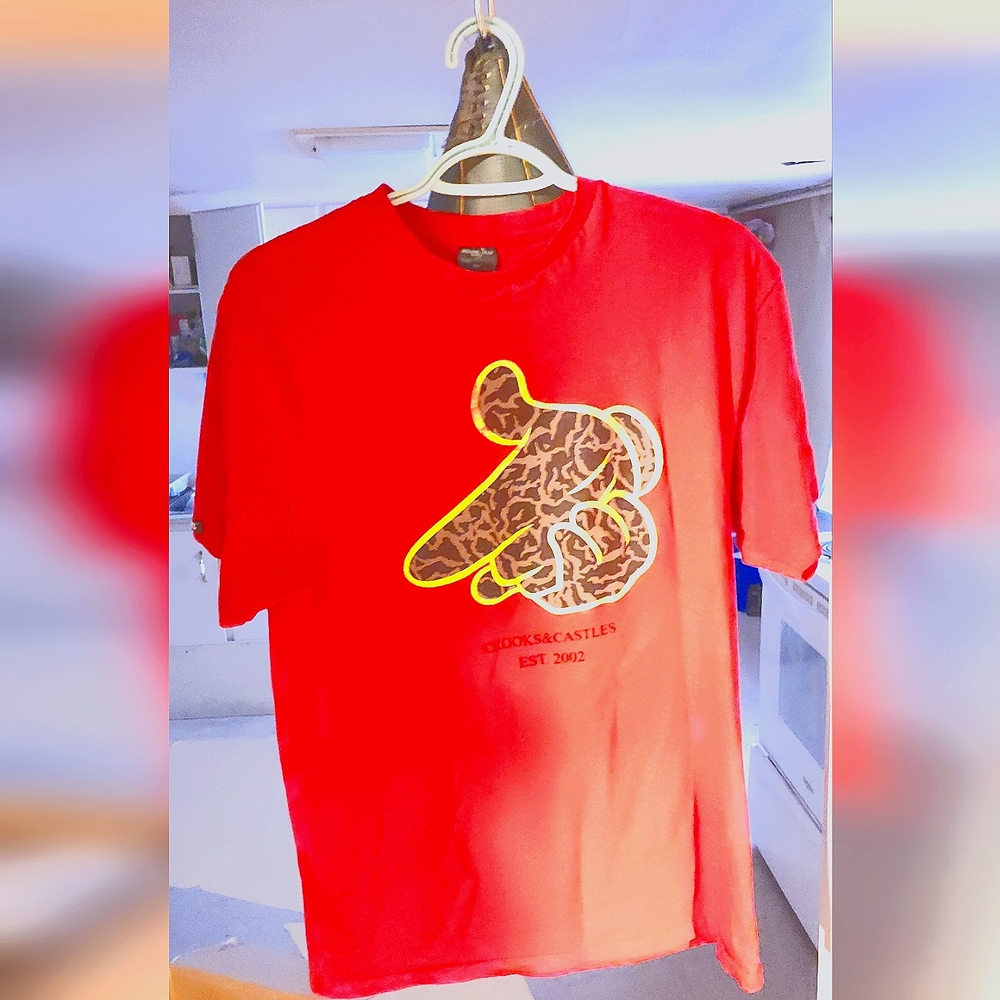 Red Crooks and Castles T-Shirt size M